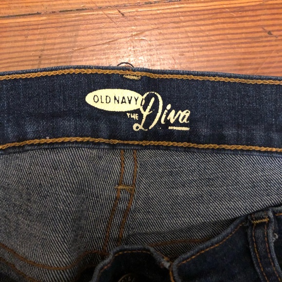Old Navy The Diva Skinny Jeans - Picture 3 of 6